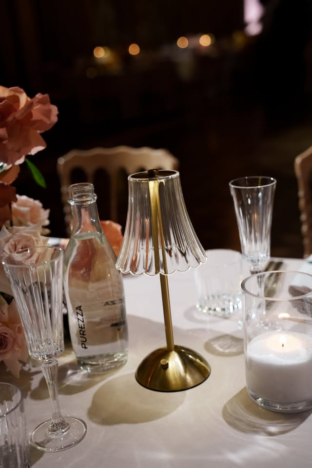 Gold Wireless Table Lamp