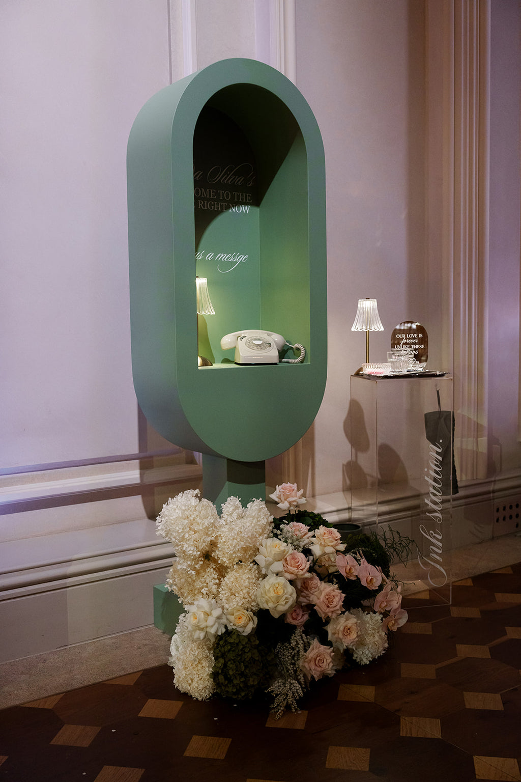 Audio Guestbook Stand