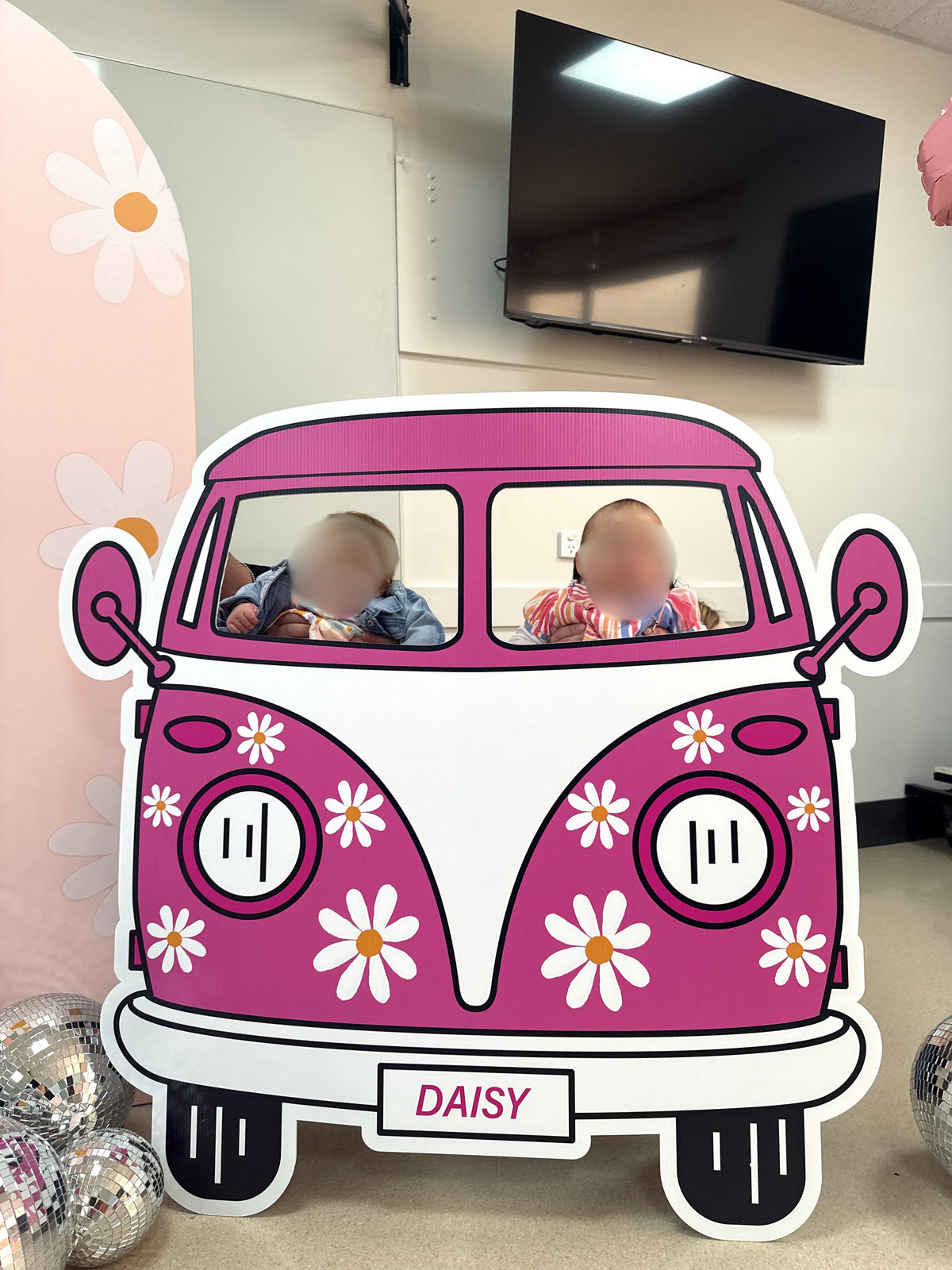 Kombi Cut Out